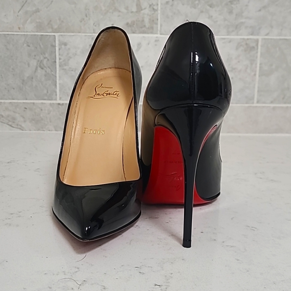 Christian Louboutin Black Patent Leather size 37 / 6-6.5